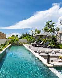 Instagram Stories Engaging Potential Villa Guests in Bali